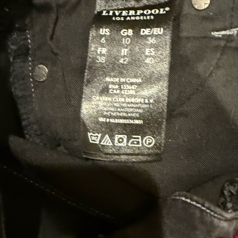 Liverpool womens Dark Charcoal Jeans almost black skinny jeans size 6/28